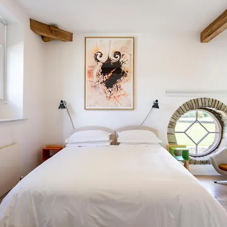 Villa Broughton Astley Sleeps 11 Wifi