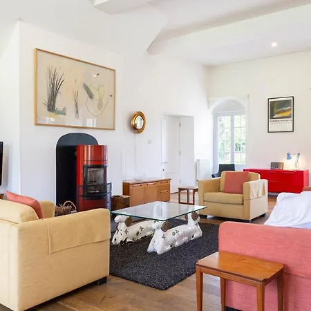 Broughton Astley Sleeps 11 Wifi Broughton (North Yorkshire)