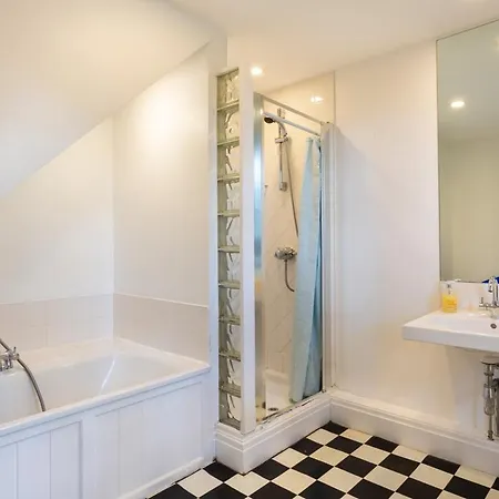 Broughton Astley Sleeps 11 Wifi Βίλα Broughton (North Yorkshire)